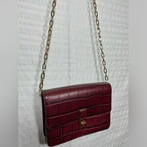 G.I.L.I. - Got It Love It Red Croc Print Leather Crossbody Bag Purse, NWOT